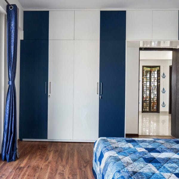 Lemari Ayun 4 Pintu Kontemporer Biru Putih - Custom