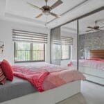 Lemari Pakaian 4 Pintu Modern: Desain Custom & Elegan
