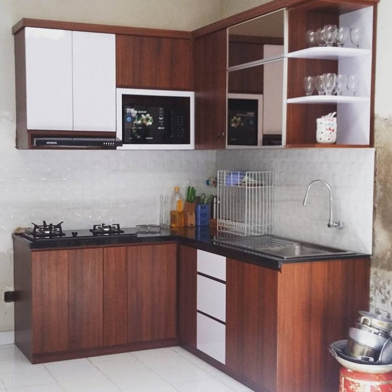 model kitchen set dapur sederhana dari kayu 768x768 1