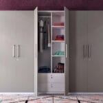 Desain Lemari Ayun 6 Pintu Reflektif Modern