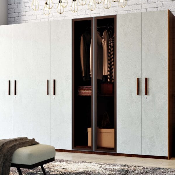 Desain Lemari Ayun Kayu Oak Modern dengan Penutup Kaca