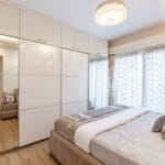 Desain Lemari Pintu Geser Putih Frosty Kontemporer
