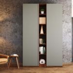 Desain Lemari 2 Pintu Kontemporer dengan Rak Kayu Terbuka