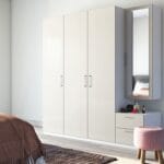 Desain Lemari Ayun 3 Pintu Modern dengan Finishing Laminasi Suede